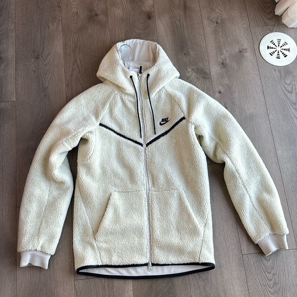 Nike Fleece Jacket - Picture 1 of 7